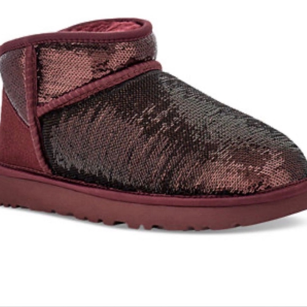 UGG Women's Classic Ultra Mini Mirror Ball Boot size 7 Burgundy BNWOT